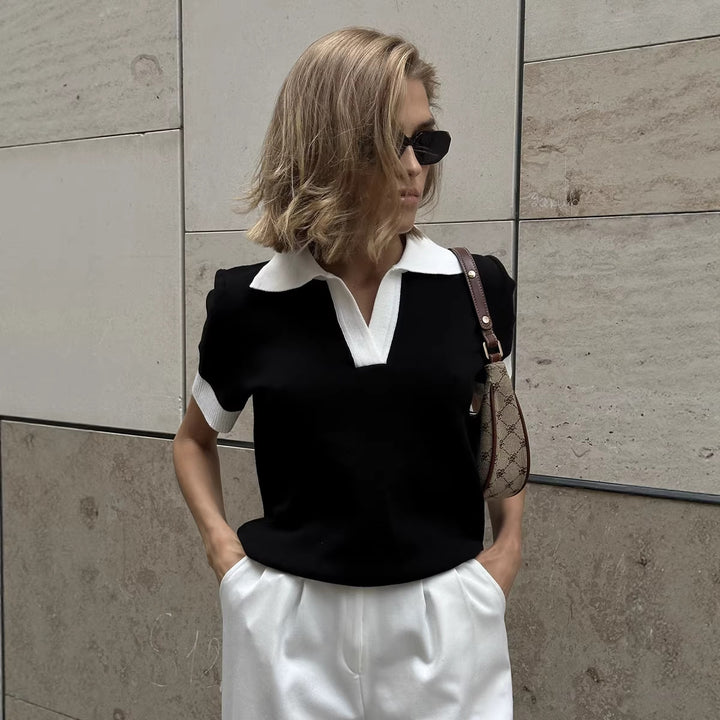 Contrast Collar Slim Knit Top